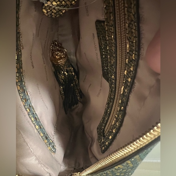 Michael Kors ginny metallic gold camera bag - Picture 3 of 4